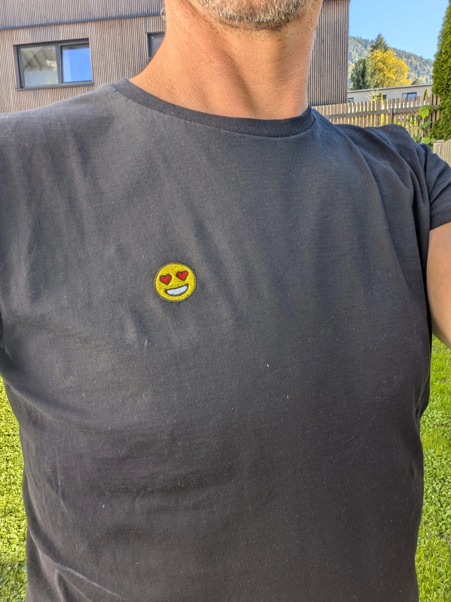 besticktes Männer Bio Baumwoll T-Shirt